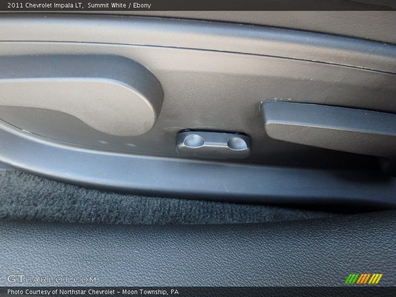 Summit White / Ebony 2011 Chevrolet Impala LT