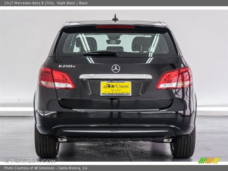 Night Black / Black 2017 Mercedes-Benz B 250e