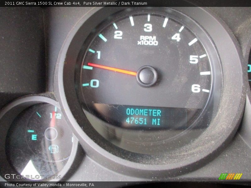 Pure Silver Metallic / Dark Titanium 2011 GMC Sierra 1500 SL Crew Cab 4x4