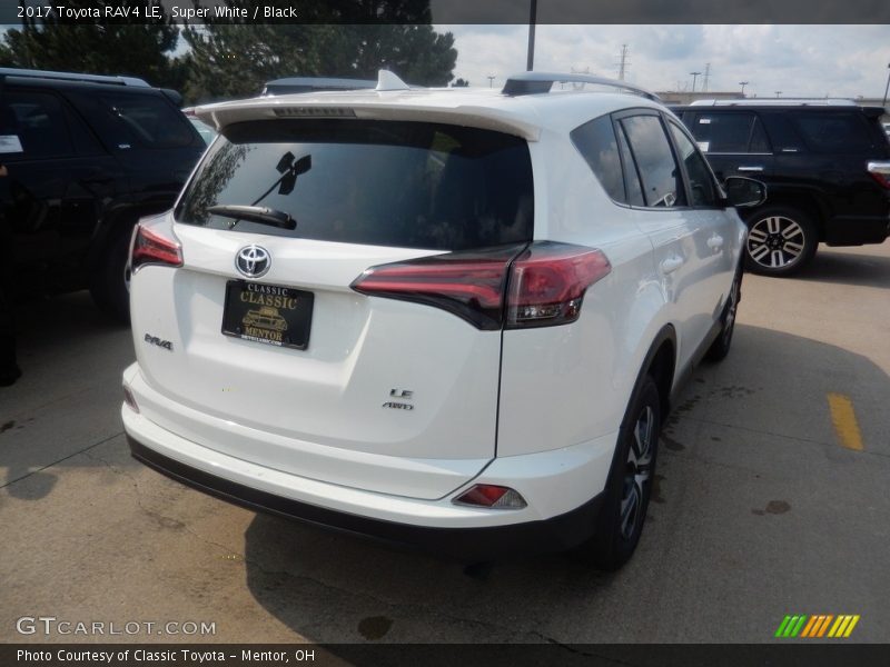 Super White / Black 2017 Toyota RAV4 LE