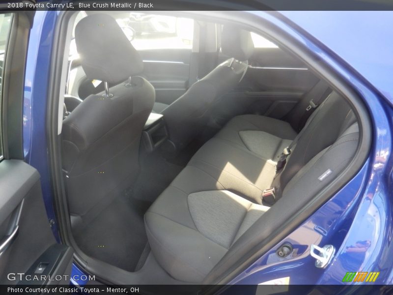 Blue Crush Metallic / Black 2018 Toyota Camry LE