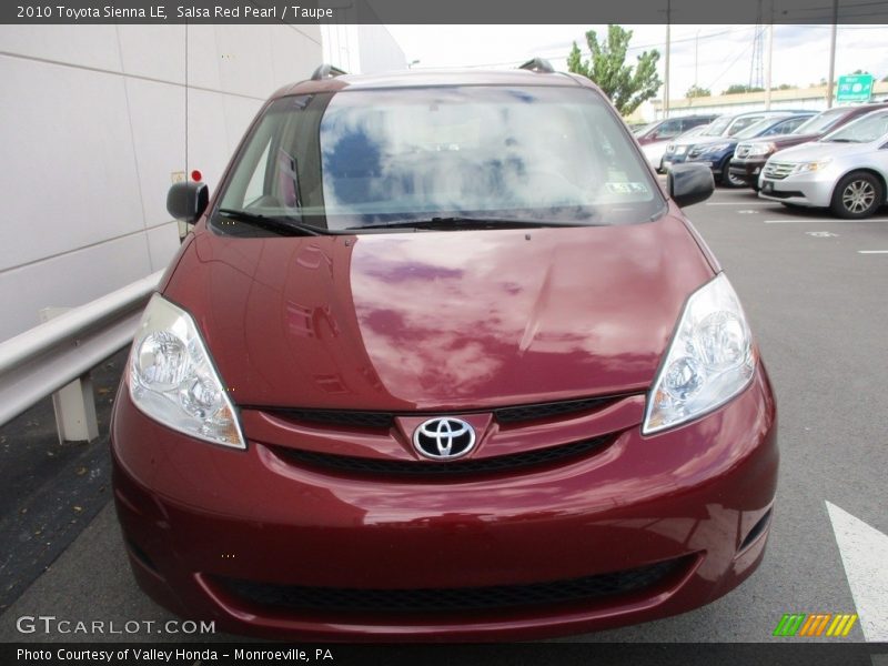 Salsa Red Pearl / Taupe 2010 Toyota Sienna LE