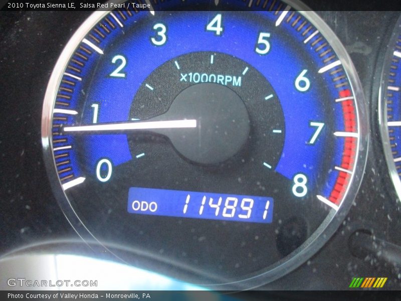 Salsa Red Pearl / Taupe 2010 Toyota Sienna LE