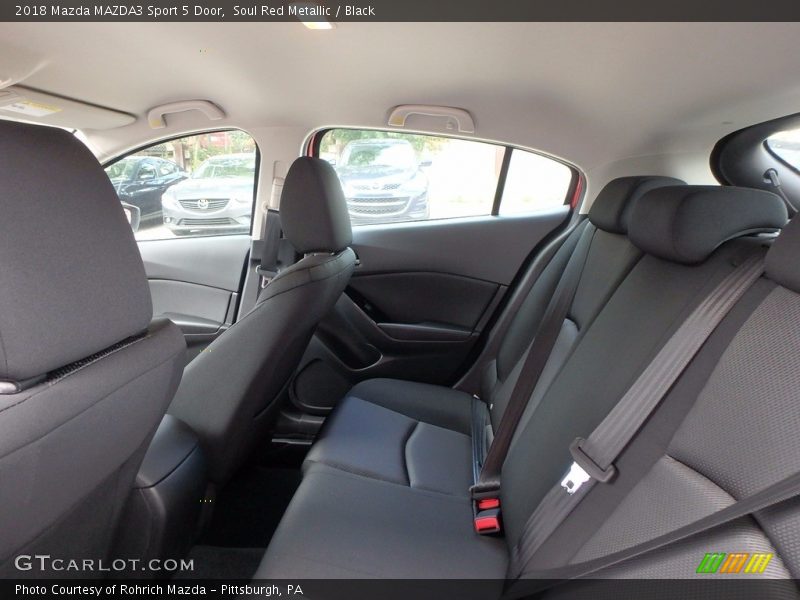 Soul Red Metallic / Black 2018 Mazda MAZDA3 Sport 5 Door