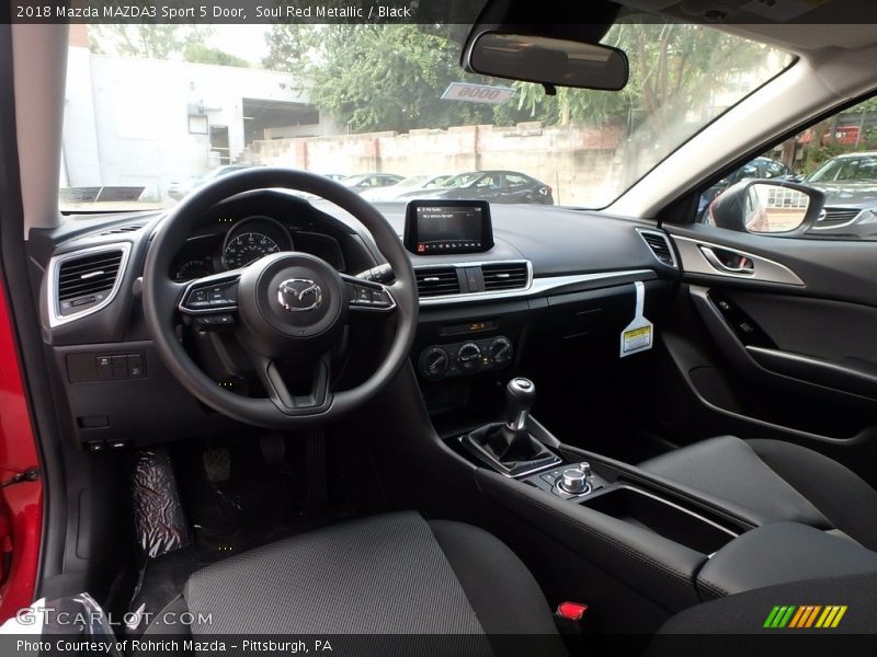 Soul Red Metallic / Black 2018 Mazda MAZDA3 Sport 5 Door