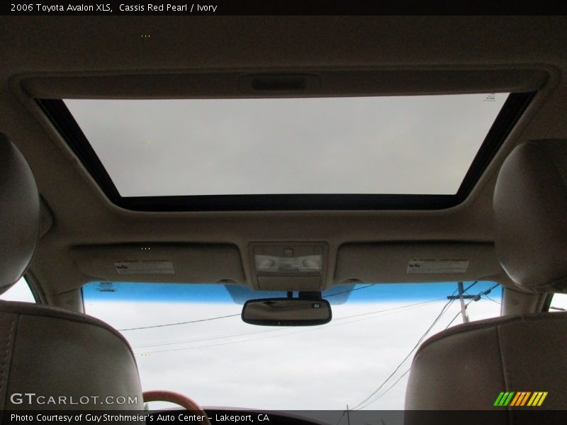 Cassis Red Pearl / Ivory 2006 Toyota Avalon XLS