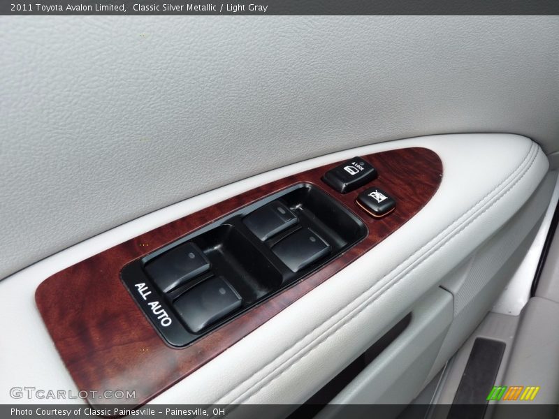 Classic Silver Metallic / Light Gray 2011 Toyota Avalon Limited