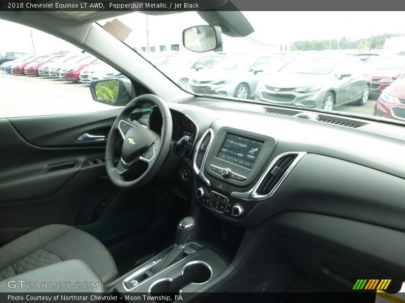 Pepperdust Metallic / Jet Black 2018 Chevrolet Equinox LT AWD