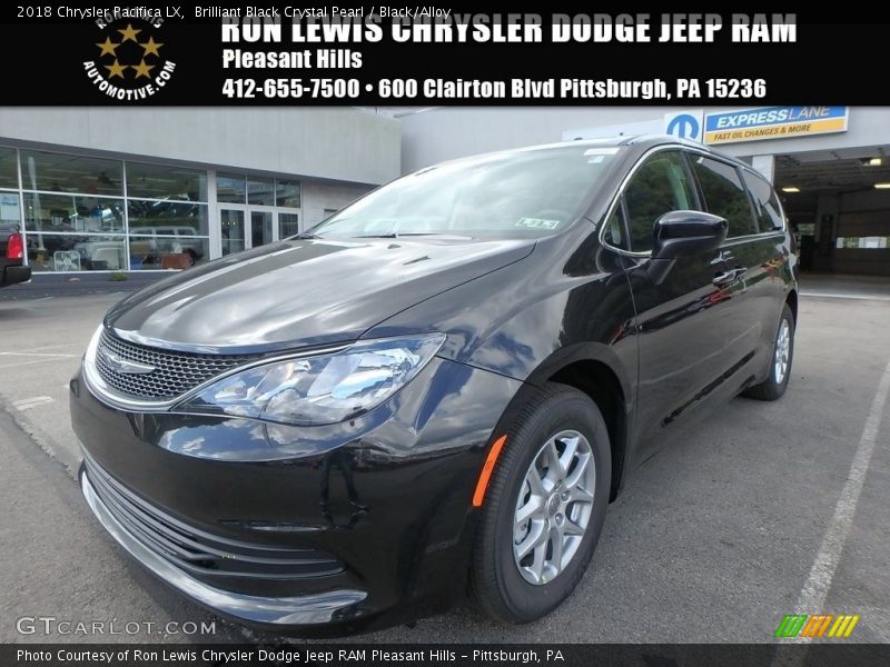 Brilliant Black Crystal Pearl / Black/Alloy 2018 Chrysler Pacifica LX