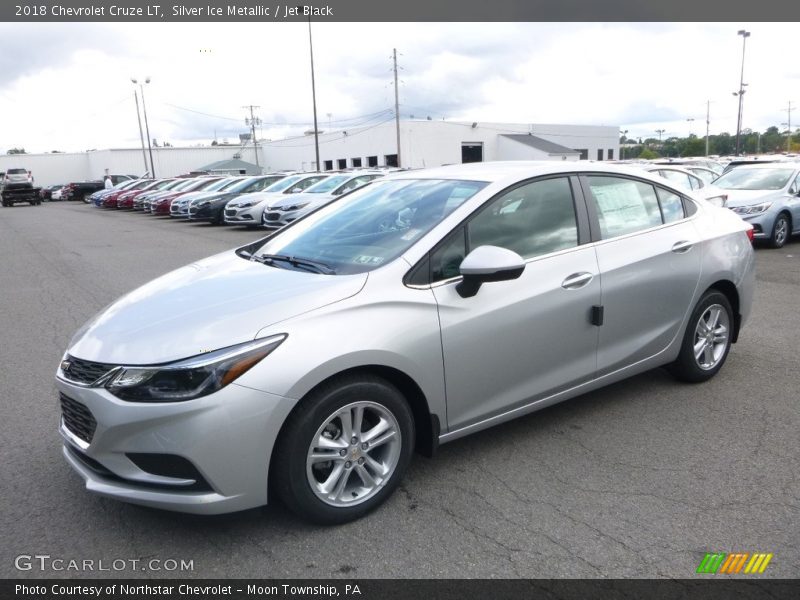 Silver Ice Metallic / Jet Black 2018 Chevrolet Cruze LT
