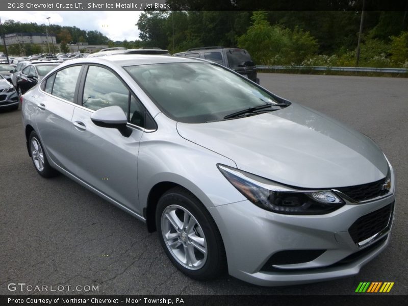 Silver Ice Metallic / Jet Black 2018 Chevrolet Cruze LT