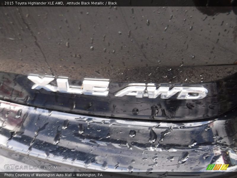 Attitude Black Metallic / Black 2015 Toyota Highlander XLE AWD