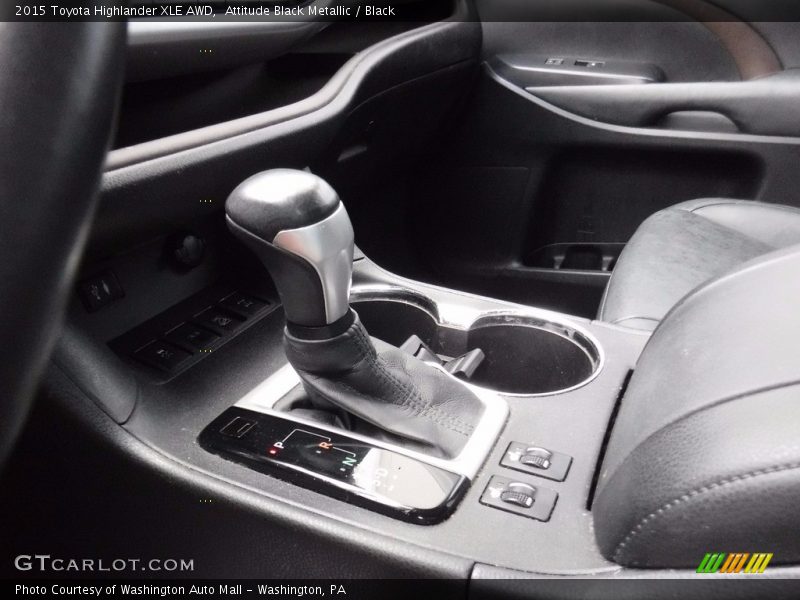 Attitude Black Metallic / Black 2015 Toyota Highlander XLE AWD