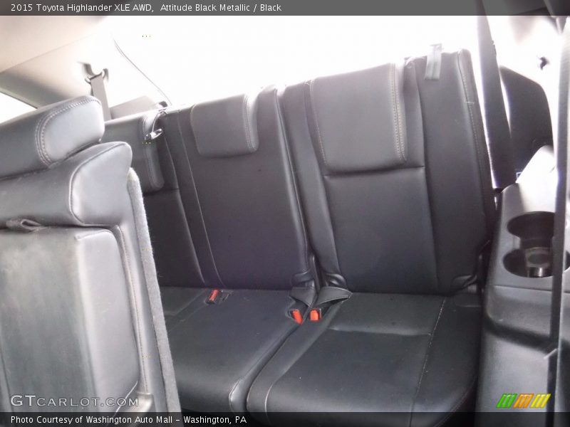 Attitude Black Metallic / Black 2015 Toyota Highlander XLE AWD