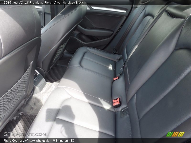 Florett Silver Metallic / Black 2016 Audi A3 1.8 Premium