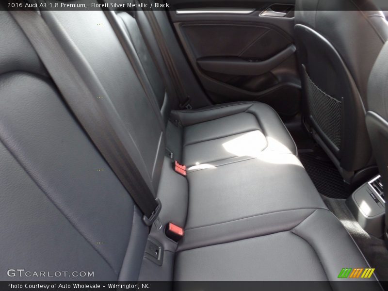 Florett Silver Metallic / Black 2016 Audi A3 1.8 Premium