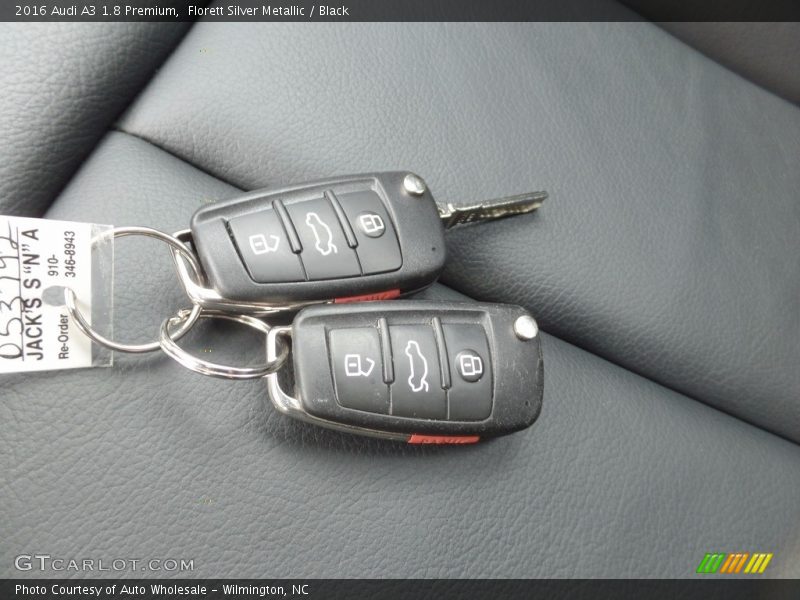 Florett Silver Metallic / Black 2016 Audi A3 1.8 Premium