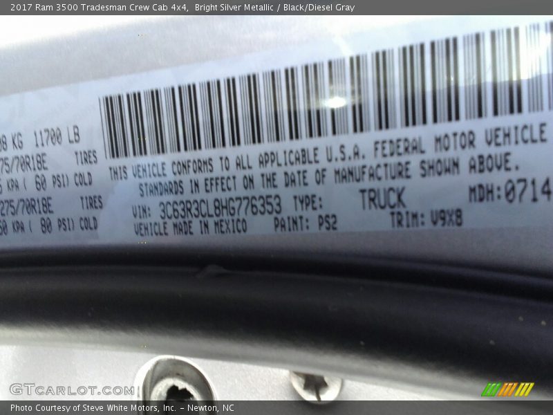 Bright Silver Metallic / Black/Diesel Gray 2017 Ram 3500 Tradesman Crew Cab 4x4