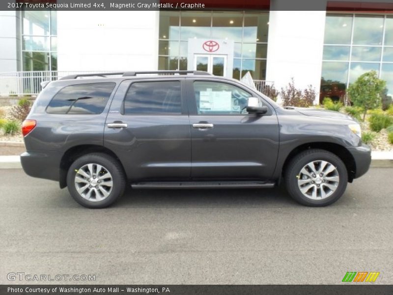 Magnetic Gray Metallic / Graphite 2017 Toyota Sequoia Limited 4x4