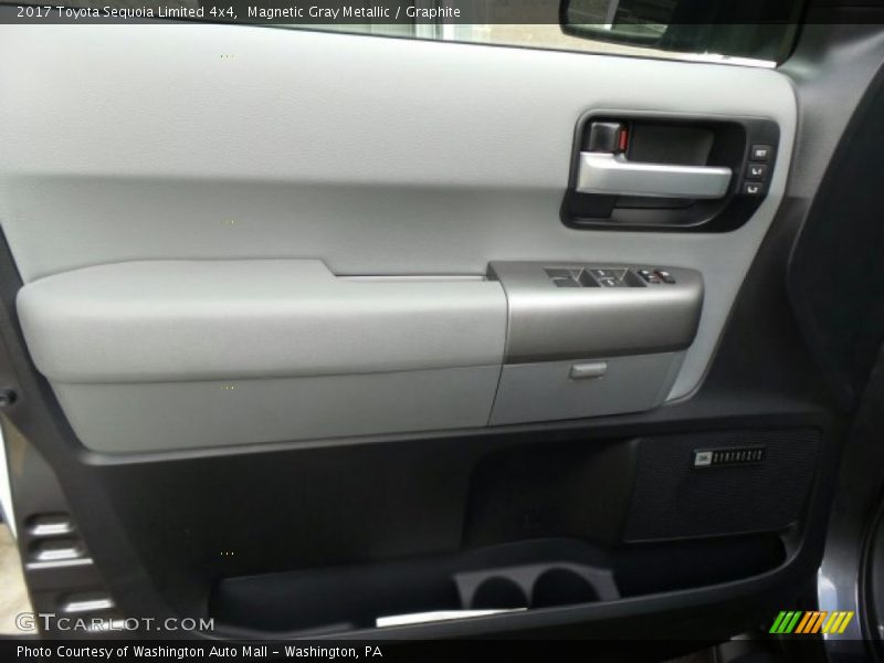 Magnetic Gray Metallic / Graphite 2017 Toyota Sequoia Limited 4x4