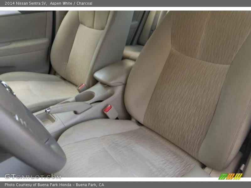 Aspen White / Charcoal 2014 Nissan Sentra SV