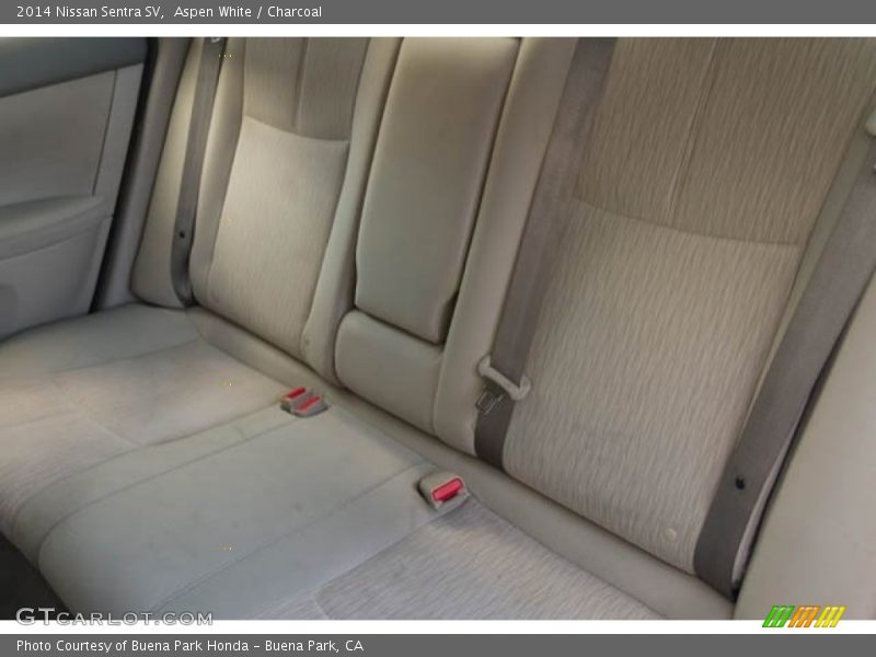 Aspen White / Charcoal 2014 Nissan Sentra SV
