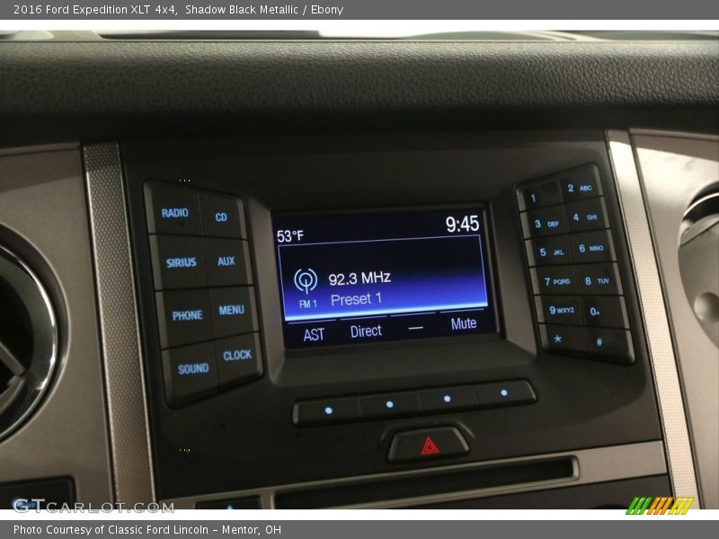 Controls of 2016 Expedition XLT 4x4