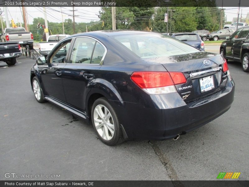 Deep Indigo Pearl / Ivory 2013 Subaru Legacy 2.5i Premium