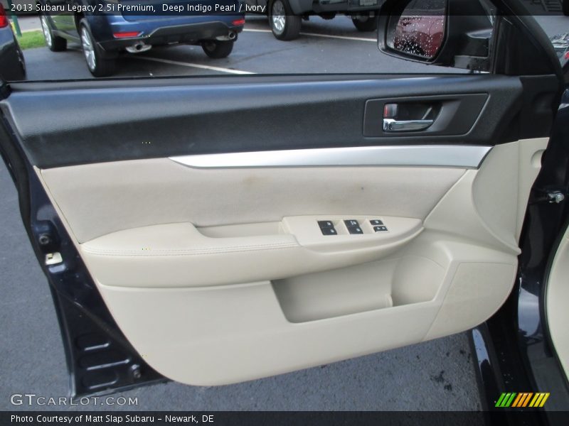 Deep Indigo Pearl / Ivory 2013 Subaru Legacy 2.5i Premium