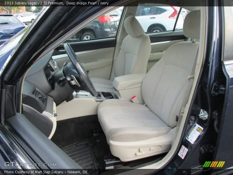 Deep Indigo Pearl / Ivory 2013 Subaru Legacy 2.5i Premium