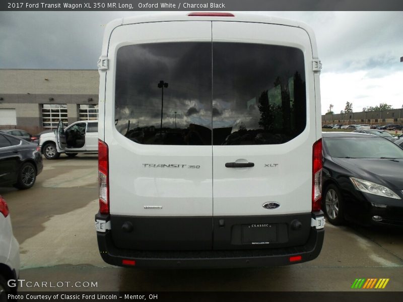 Oxford White / Charcoal Black 2017 Ford Transit Wagon XL 350 MR Long
