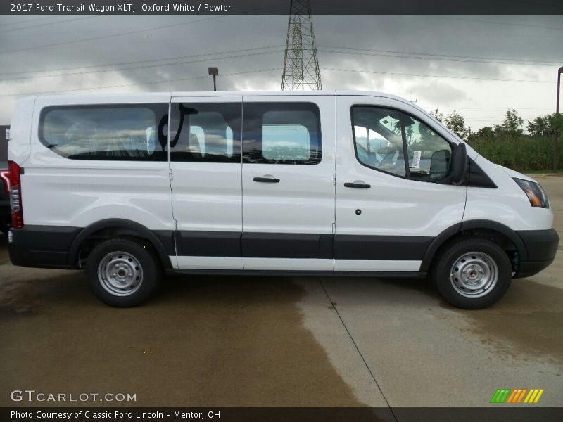 Oxford White / Pewter 2017 Ford Transit Wagon XLT