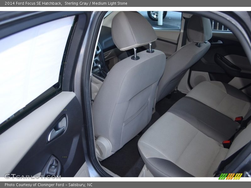 Sterling Gray / Medium Light Stone 2014 Ford Focus SE Hatchback