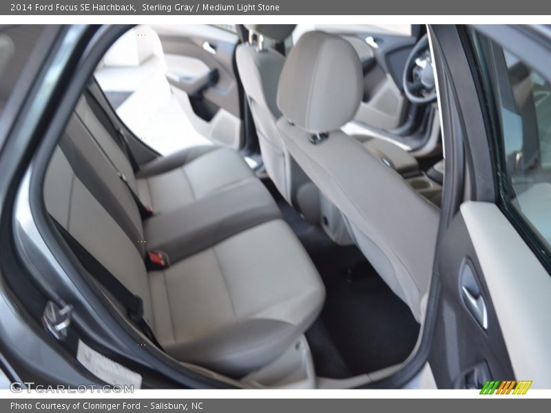 Sterling Gray / Medium Light Stone 2014 Ford Focus SE Hatchback