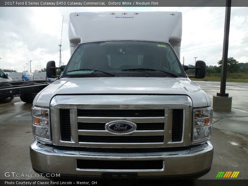 Oxford White / Medium Flint 2017 Ford E Series Cutaway E450 Cutaway Commercial