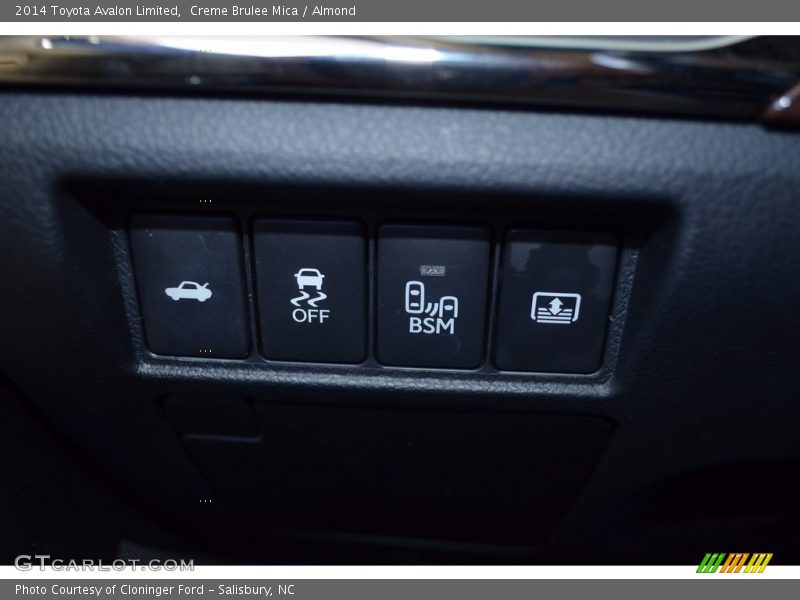 Creme Brulee Mica / Almond 2014 Toyota Avalon Limited