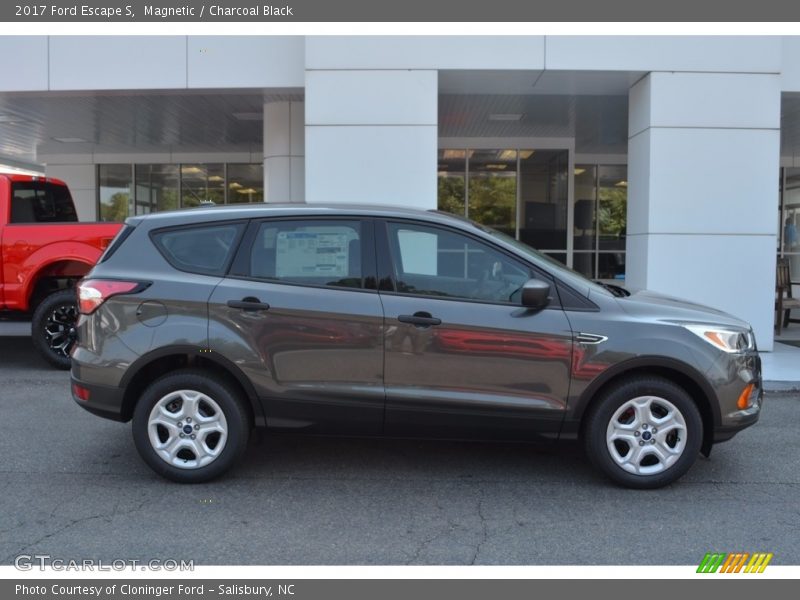 Magnetic / Charcoal Black 2017 Ford Escape S