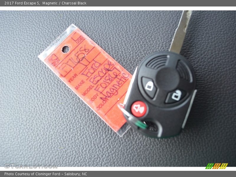 Magnetic / Charcoal Black 2017 Ford Escape S