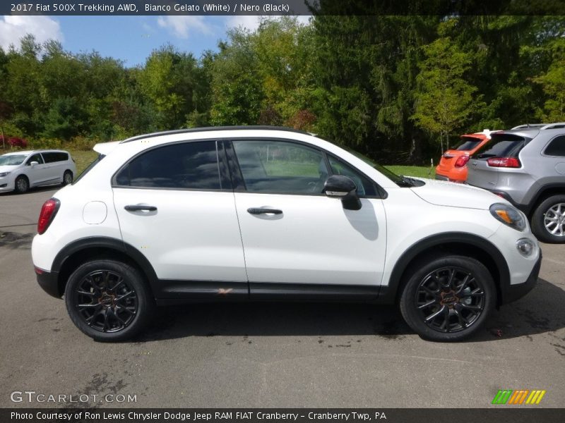 Bianco Gelato (White) / Nero (Black) 2017 Fiat 500X Trekking AWD