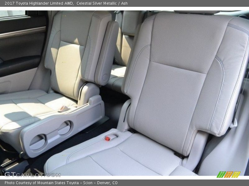 Celestial Silver Metallic / Ash 2017 Toyota Highlander Limited AWD