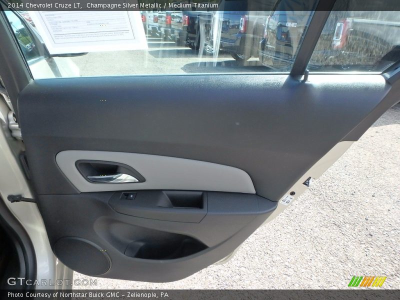 Champagne Silver Metallic / Medium Titanium 2014 Chevrolet Cruze LT