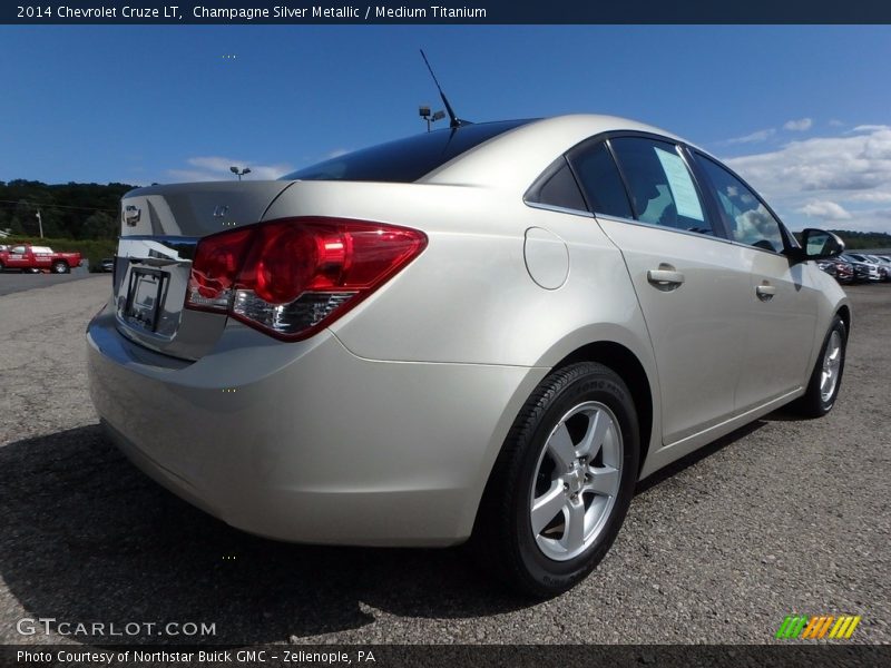 Champagne Silver Metallic / Medium Titanium 2014 Chevrolet Cruze LT