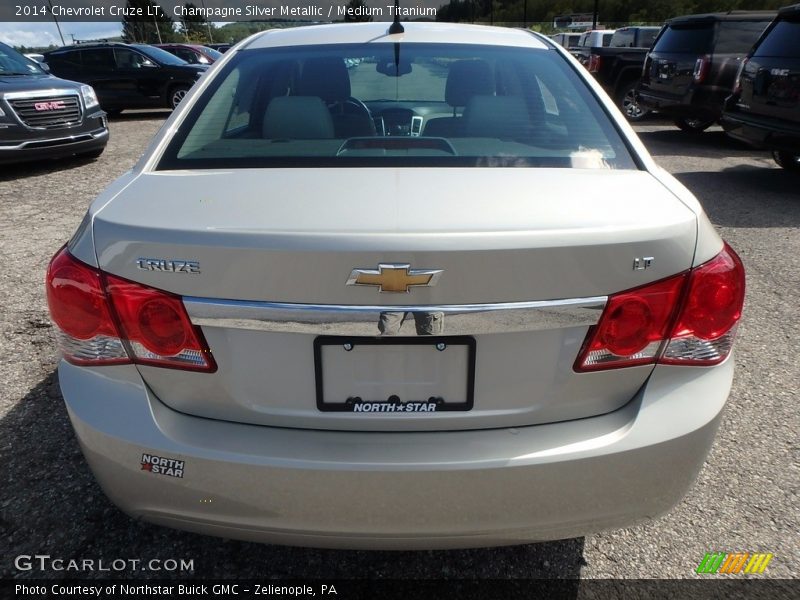 Champagne Silver Metallic / Medium Titanium 2014 Chevrolet Cruze LT