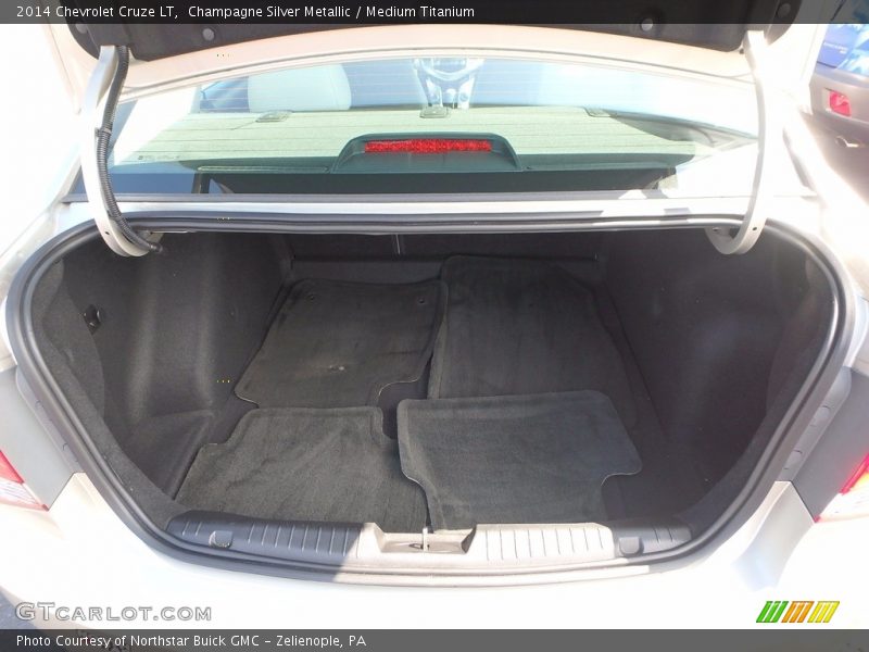Champagne Silver Metallic / Medium Titanium 2014 Chevrolet Cruze LT