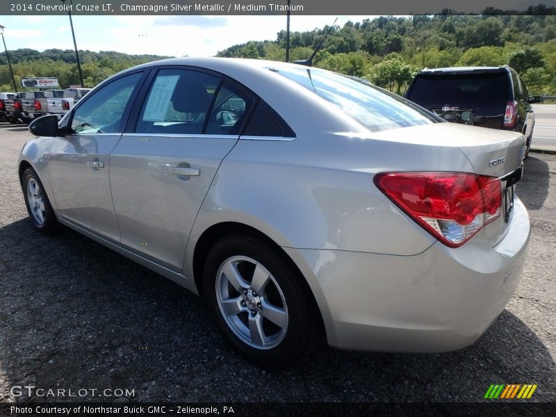 Champagne Silver Metallic / Medium Titanium 2014 Chevrolet Cruze LT