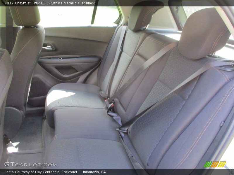 Silver Ice Metallic / Jet Black 2017 Chevrolet Trax LS