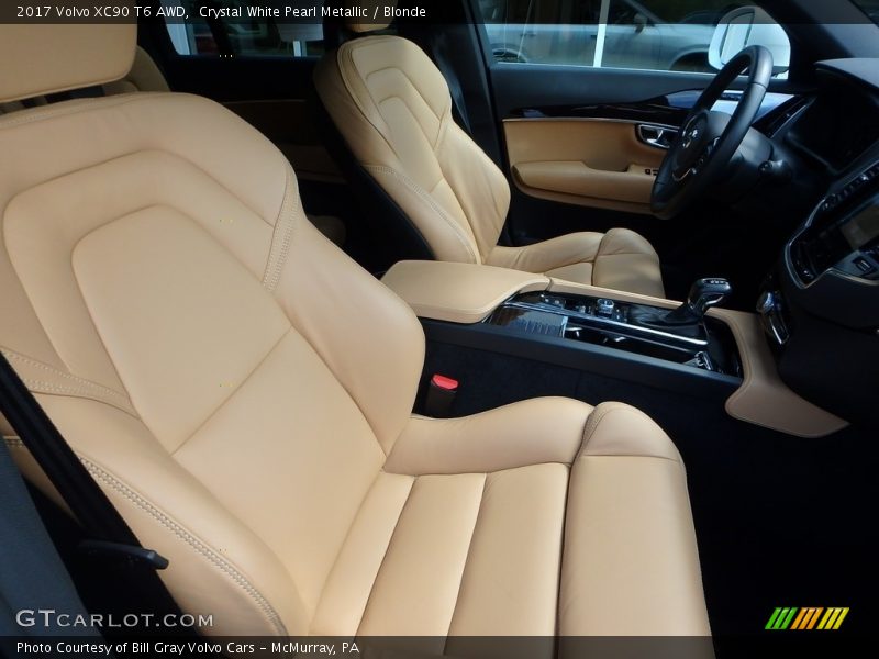 Crystal White Pearl Metallic / Blonde 2017 Volvo XC90 T6 AWD