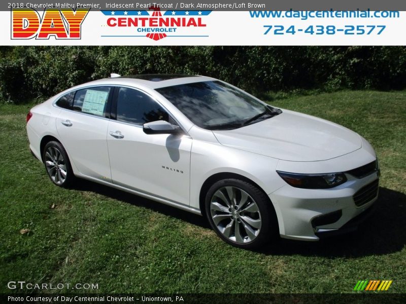 Iridescent Pearl Tricoat / Dark Atmosphere/Loft Brown 2018 Chevrolet Malibu Premier