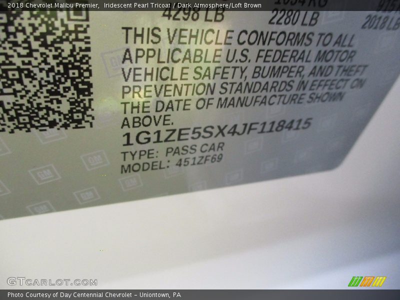 Iridescent Pearl Tricoat / Dark Atmosphere/Loft Brown 2018 Chevrolet Malibu Premier