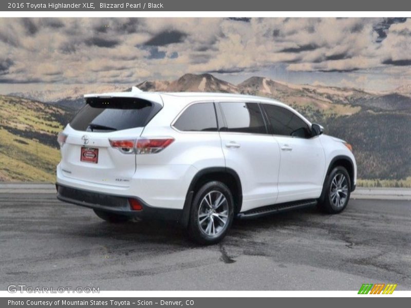 Blizzard Pearl / Black 2016 Toyota Highlander XLE